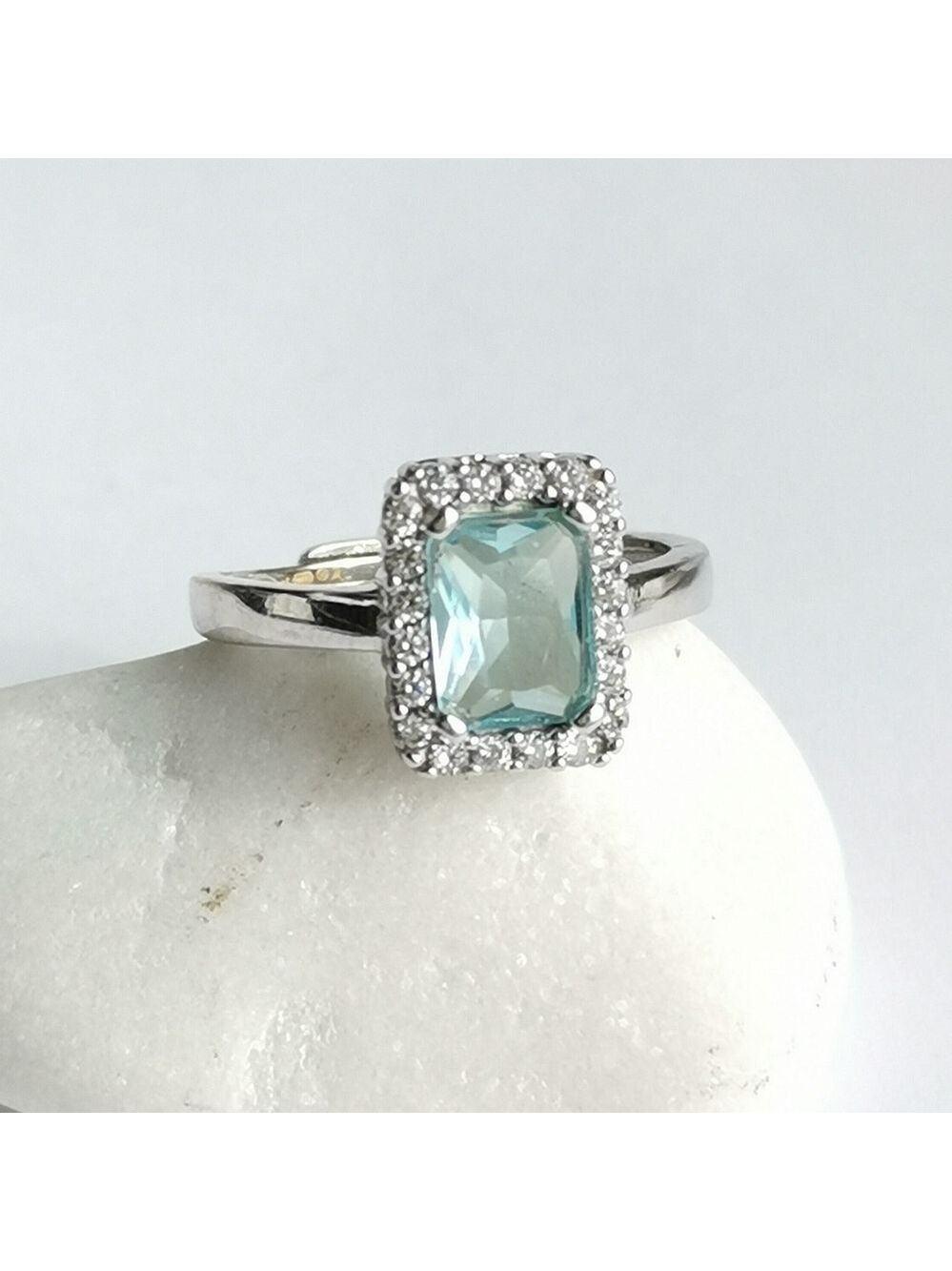 Sky Blue And White Topaz  ring size 7.5 Adjustable 🆕
